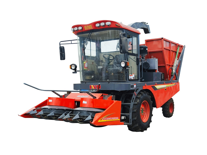 J9九游会牌4QZ-2200A型自走式青饲料收获机